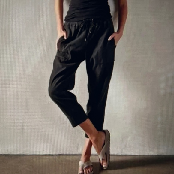 James Perse Women's Cotton Cropped Rolled Pull-On Cargo Parachute Pants Black 3 - Picture 1 of 9
